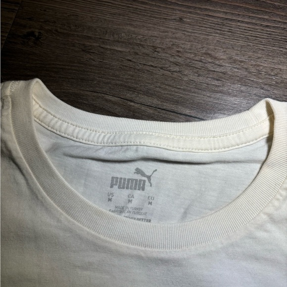medium cream/white and blue puma shirt - Picture 2 of 2
